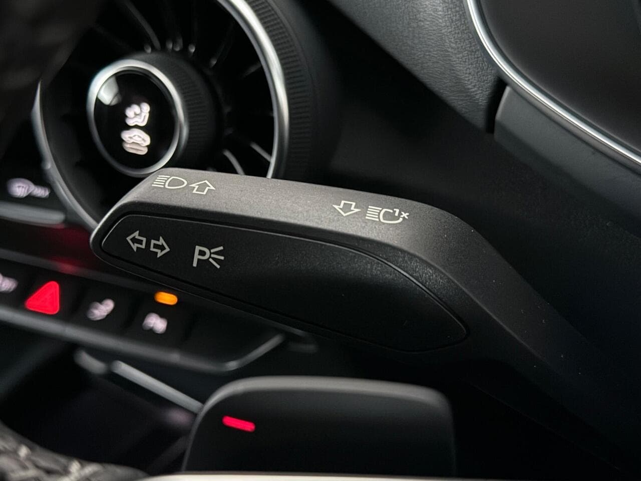 Audi TT thumbnail Misc Controls