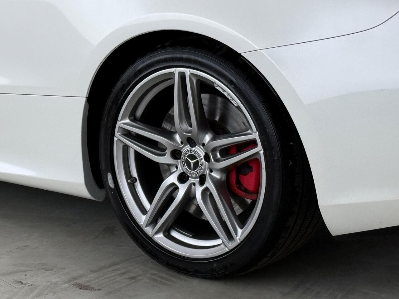 Mercedes-Benz E Class thumbnail Wheel