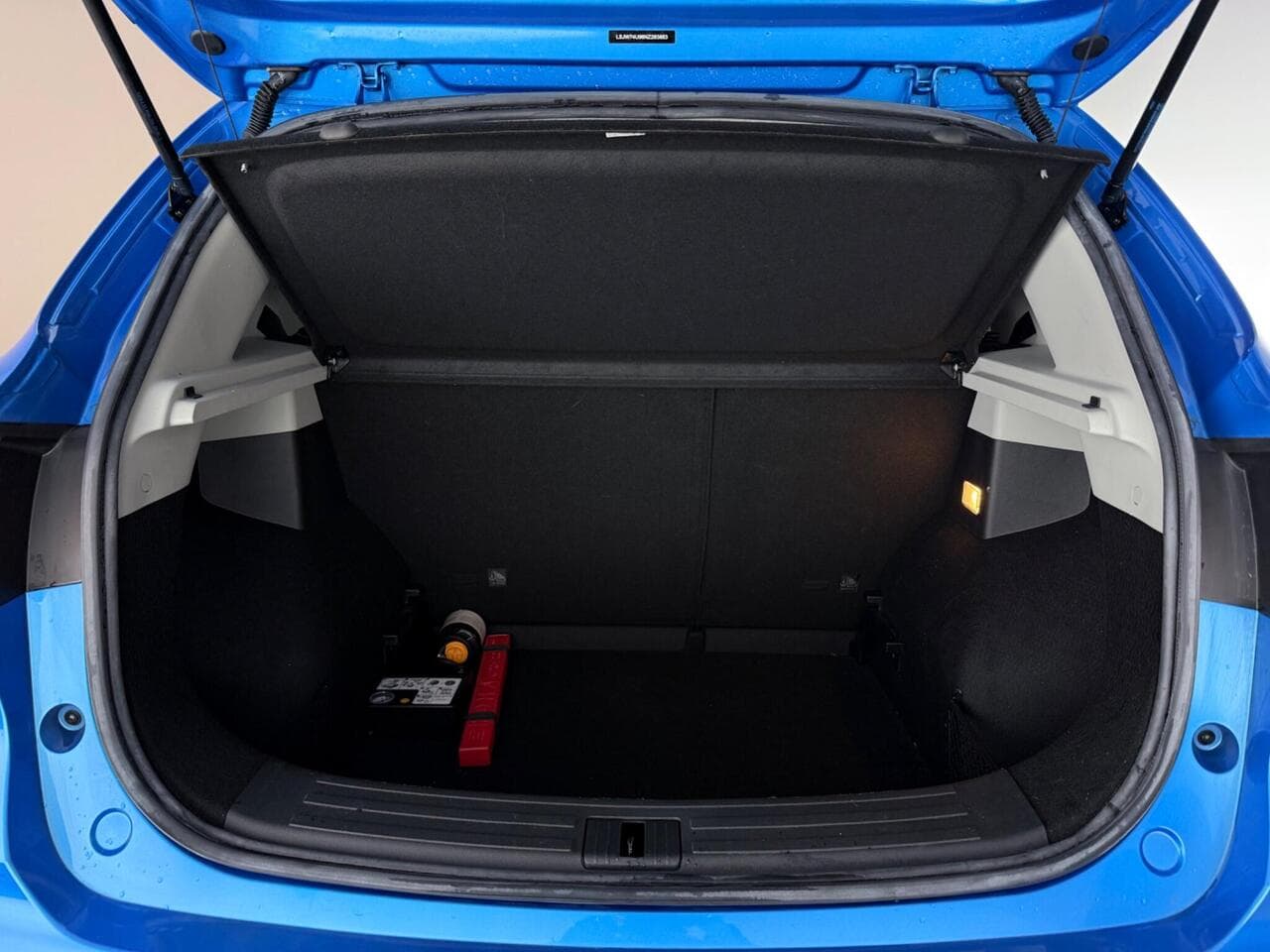 MG MG ZS thumbnail Boot