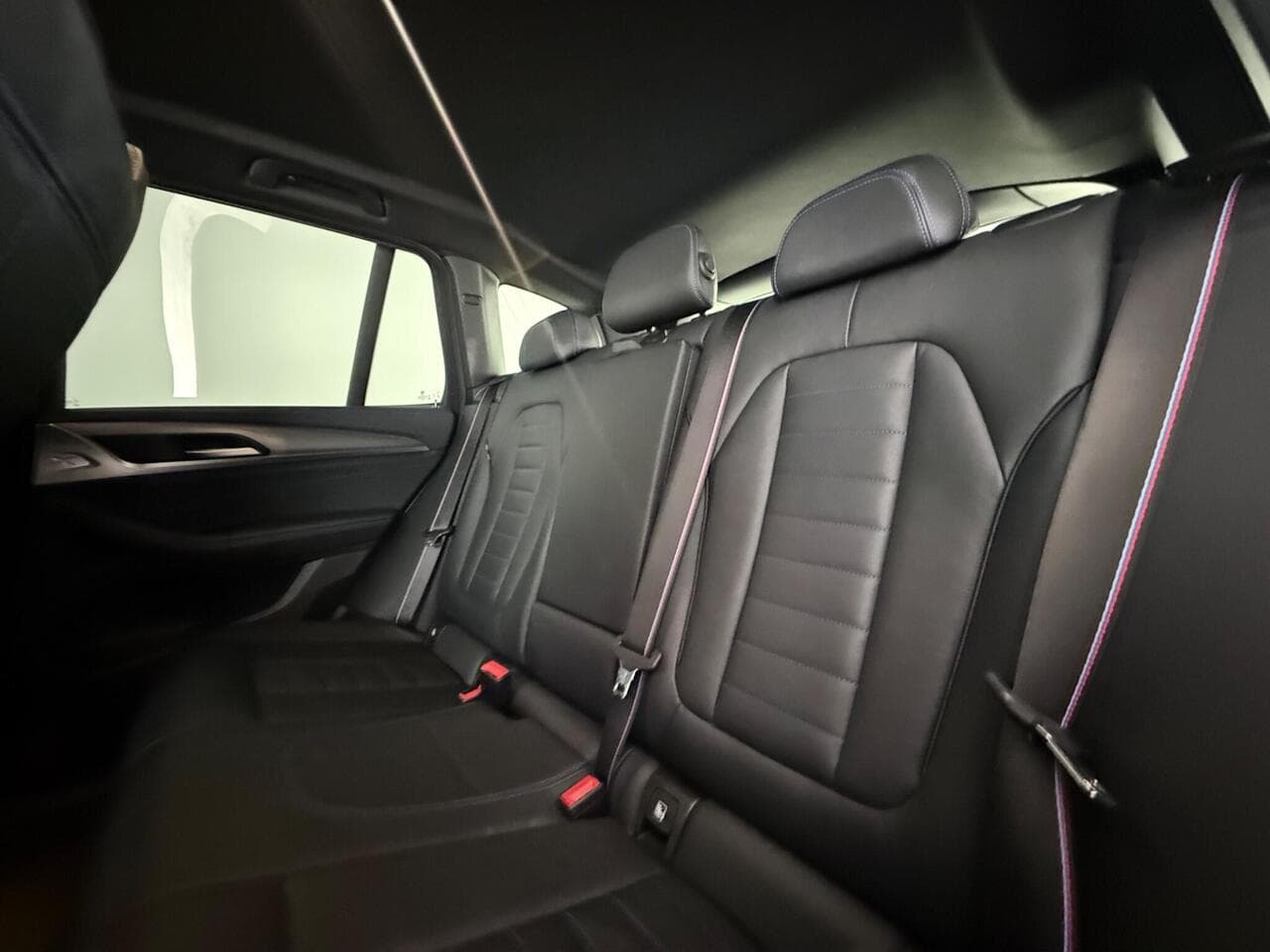 BMW X3 thumbnail Seats Rear