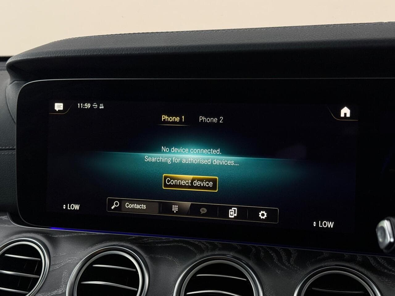 Mercedes-Benz E Class thumbnail Infotainment System