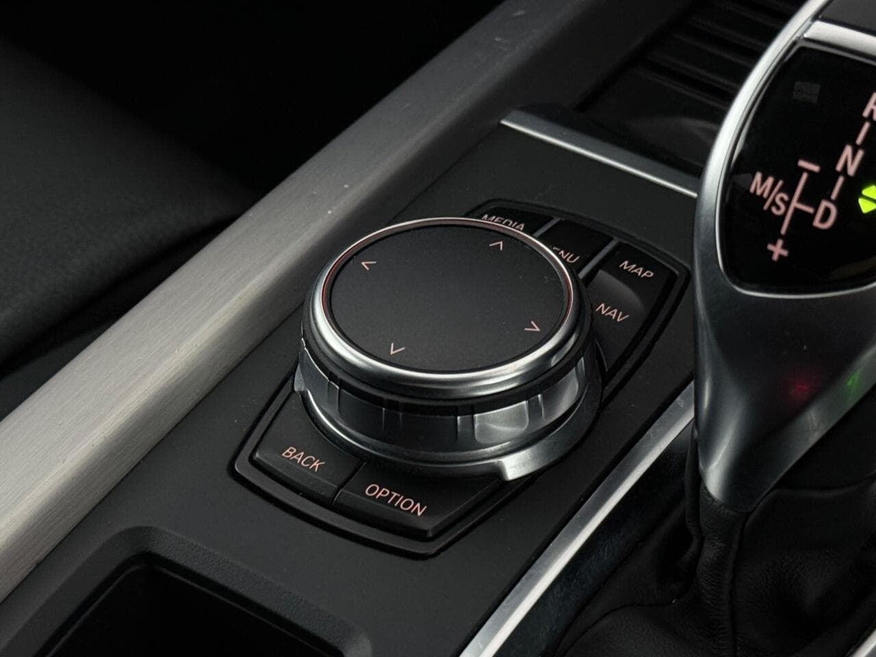 BMW X5 thumbnail Misc Controls