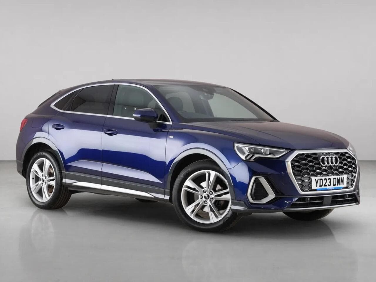 Audi Q3 - Audi Q3 2.0 TDI 35 S line Sportback 5dr Diesel S Tronic Euro 6 (s/s) (150 ps)