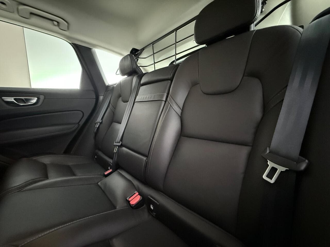 Volvo XC60 thumbnail Seats Rear