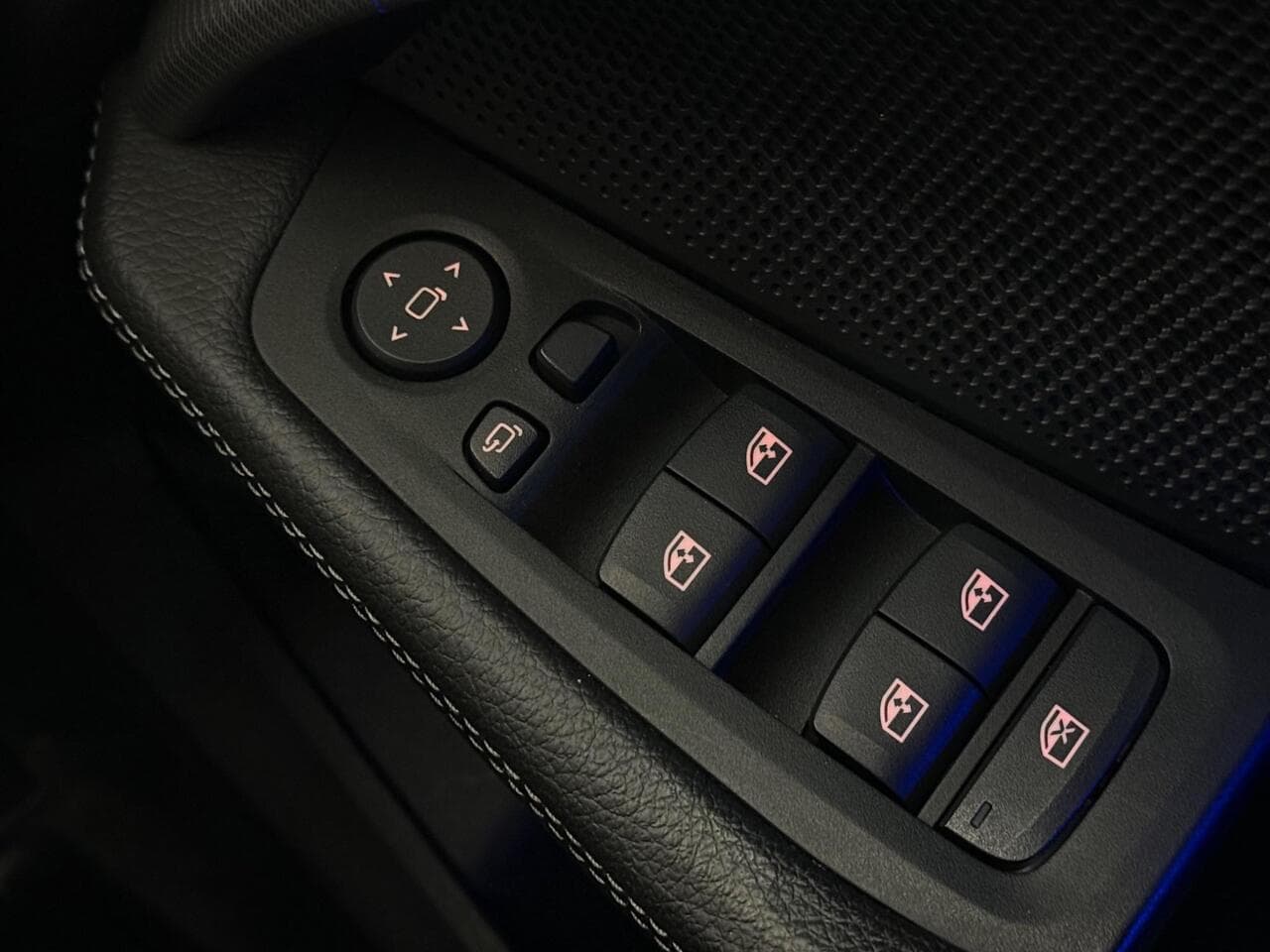 BMW 1 Series thumbnail Misc Controls