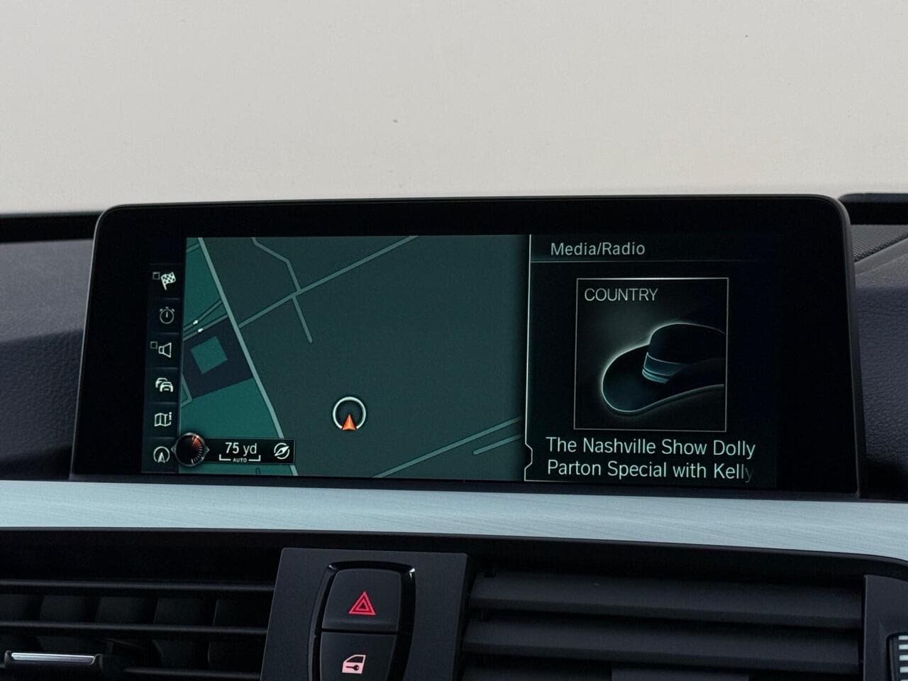 BMW 4 Series thumbnail Infotainment System