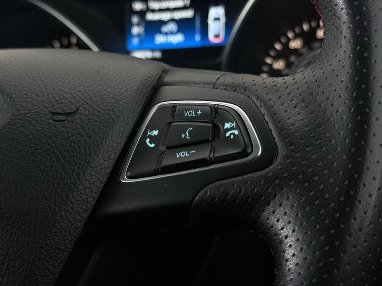 Ford Kuga thumbnail Misc Controls