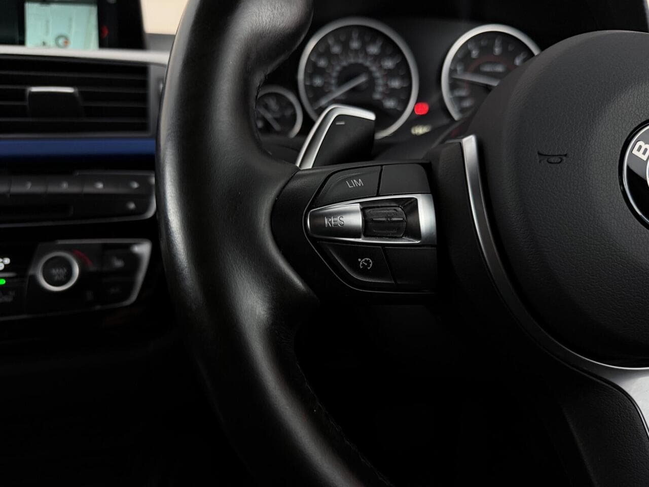BMW 3 Series thumbnail Misc Controls