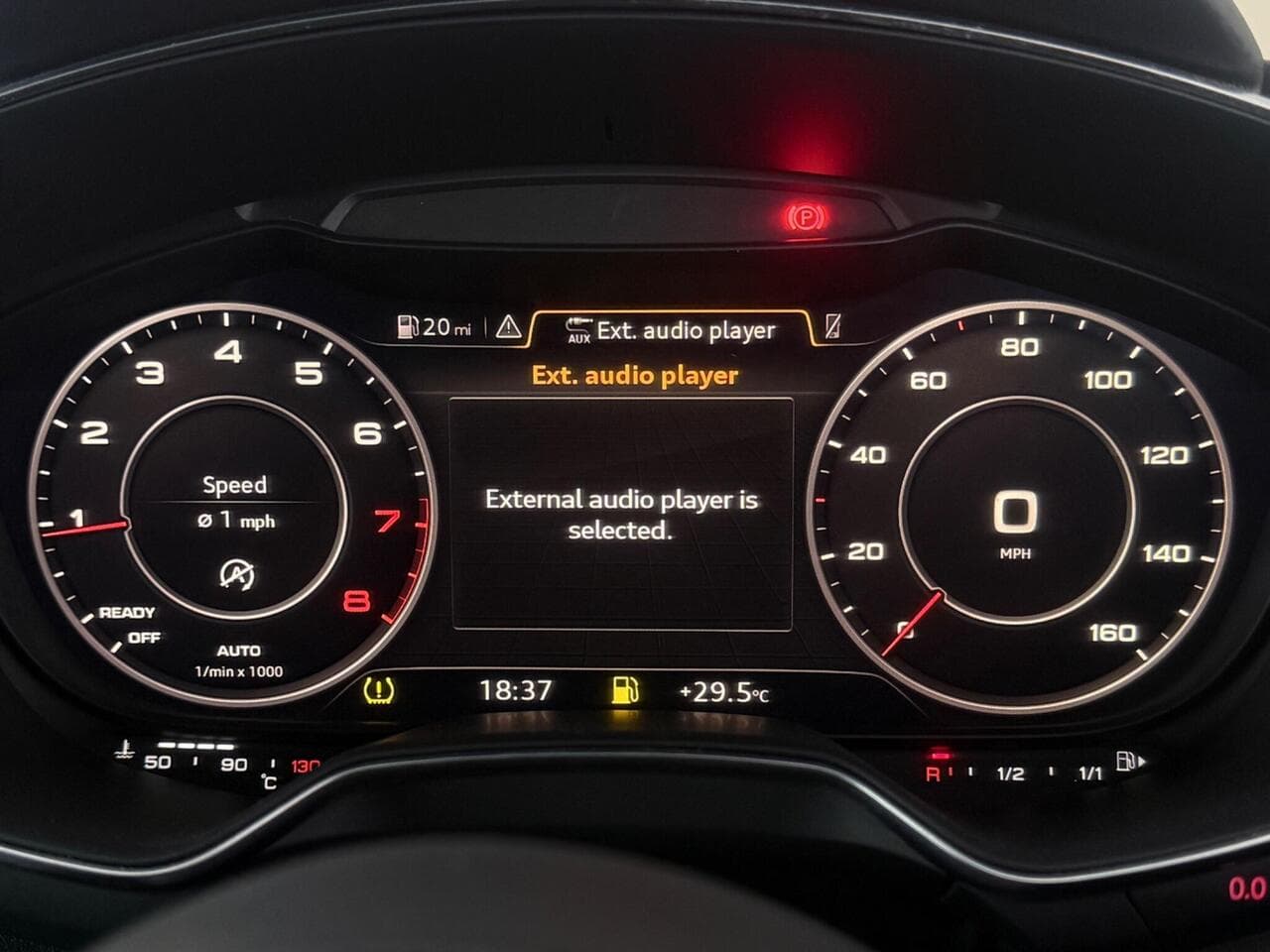 Audi TT thumbnail Driver Instruments