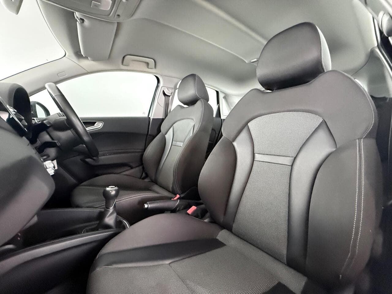 Audi A1 thumbnail Seat Front Passenger
