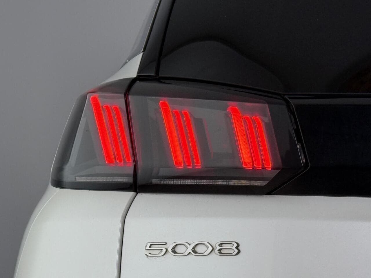 Peugeot 5008 thumbnail Inconclusive