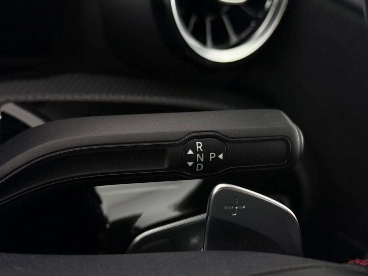 Mercedes-Benz A Class thumbnail Misc Controls
