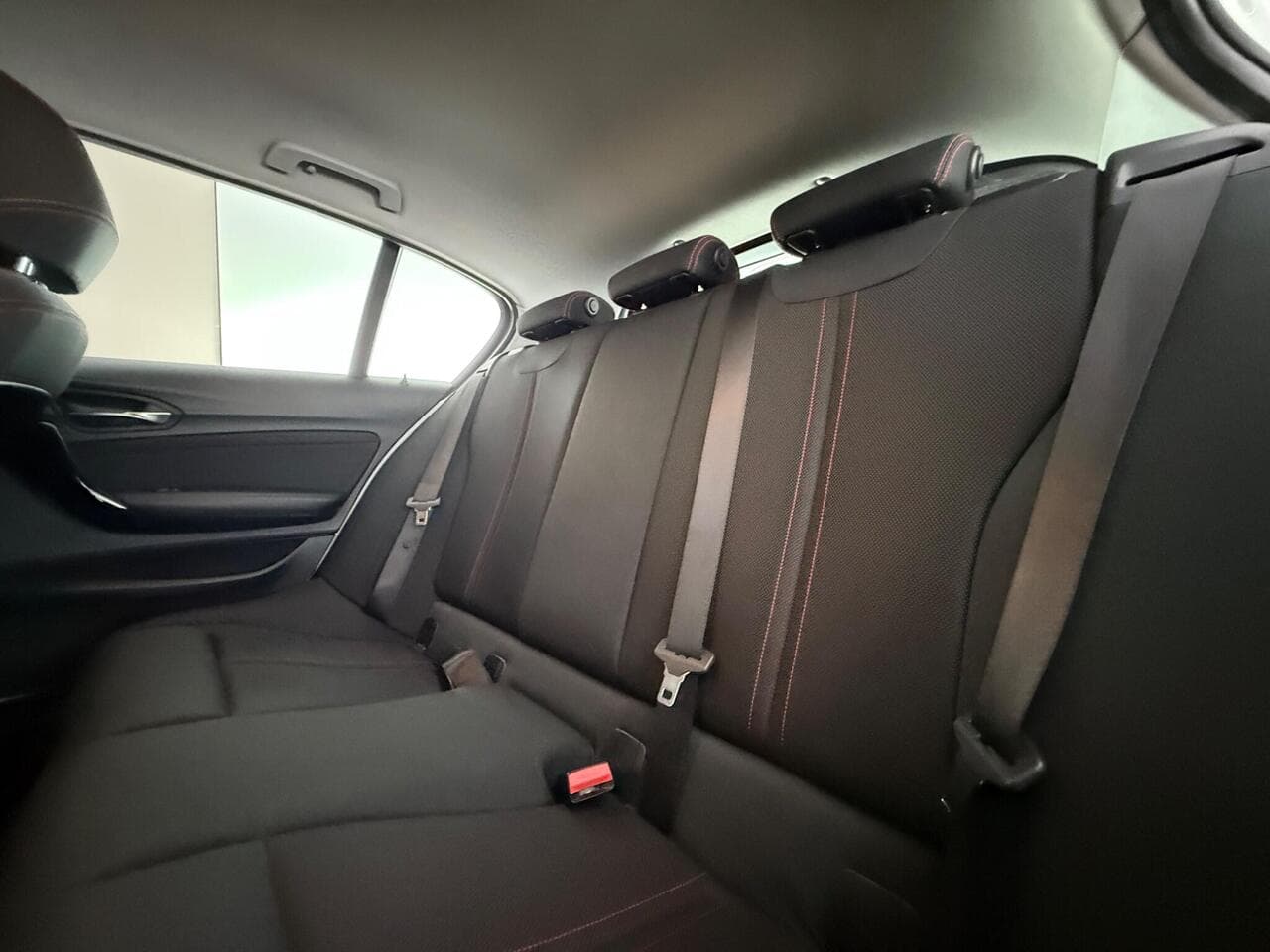 BMW 1 Series thumbnail Seats Rear