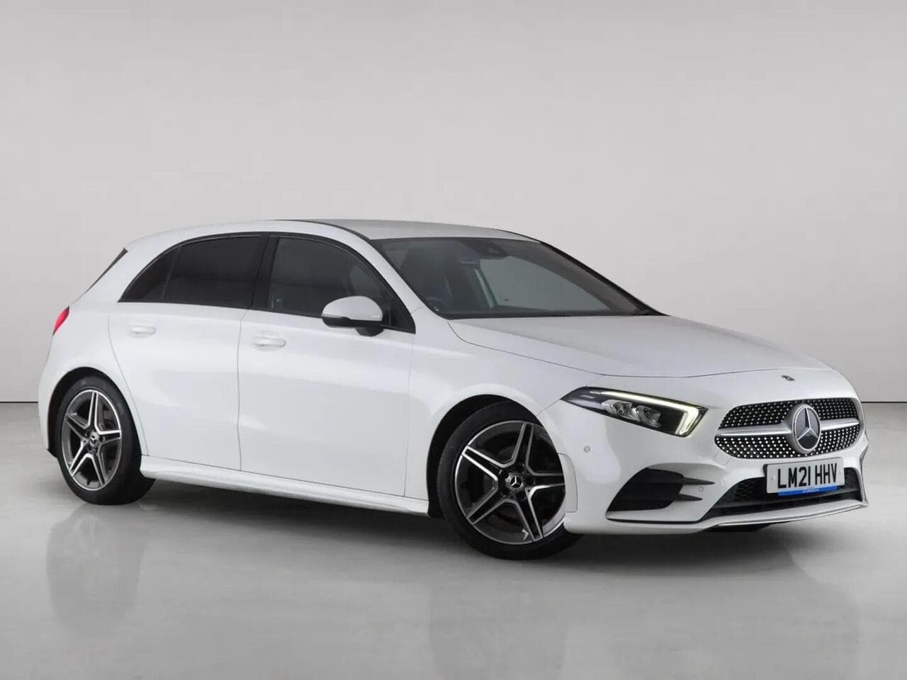Mercedes-Benz A Class - Mercedes-Benz A Class 1.3 A200 AMG Line (Executive) Hatchback 5dr Petrol 7G-DCT Euro 6 (s/s) (163 ps)
