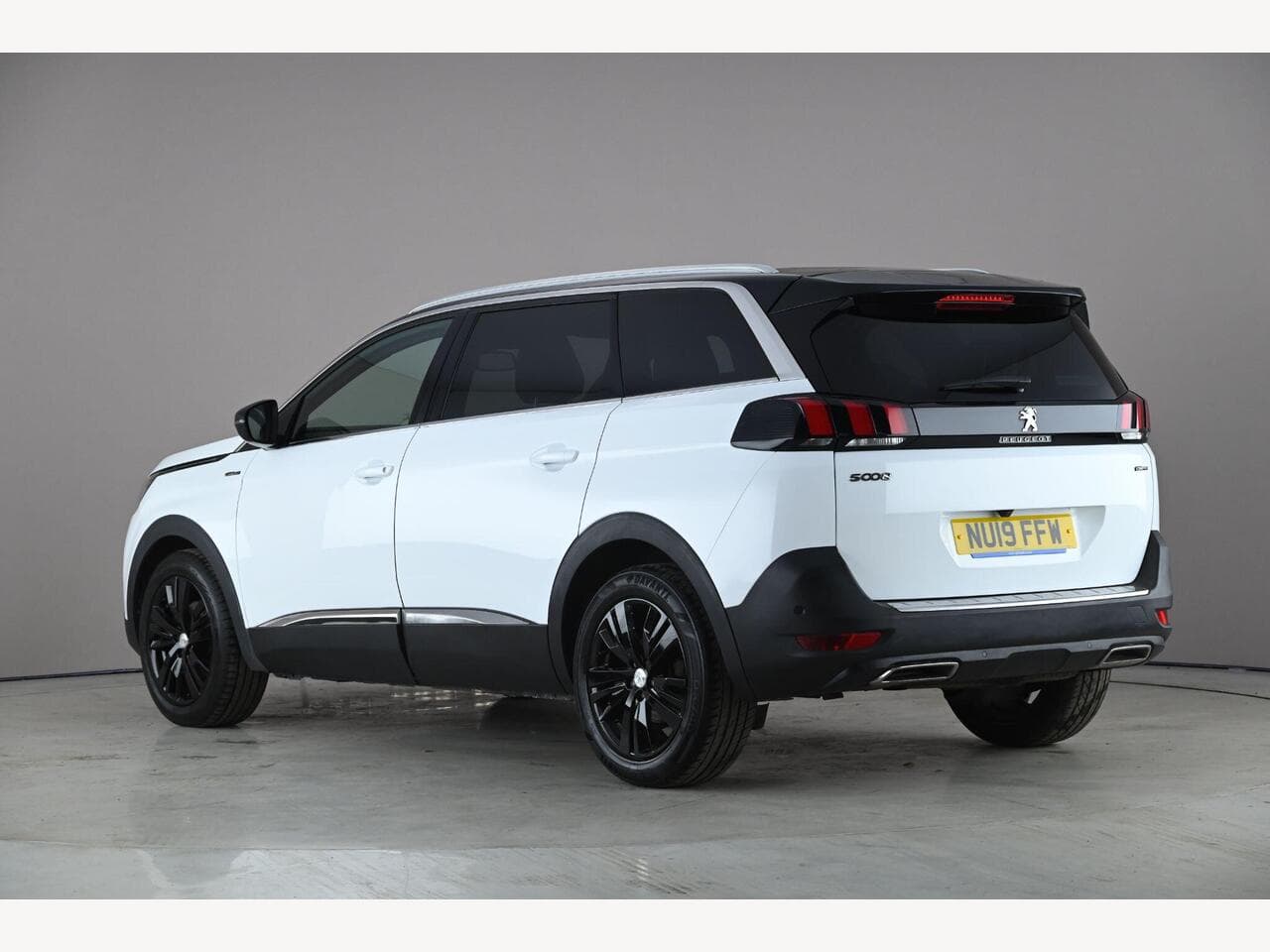 Peugeot 5008 thumbnail Rear Left