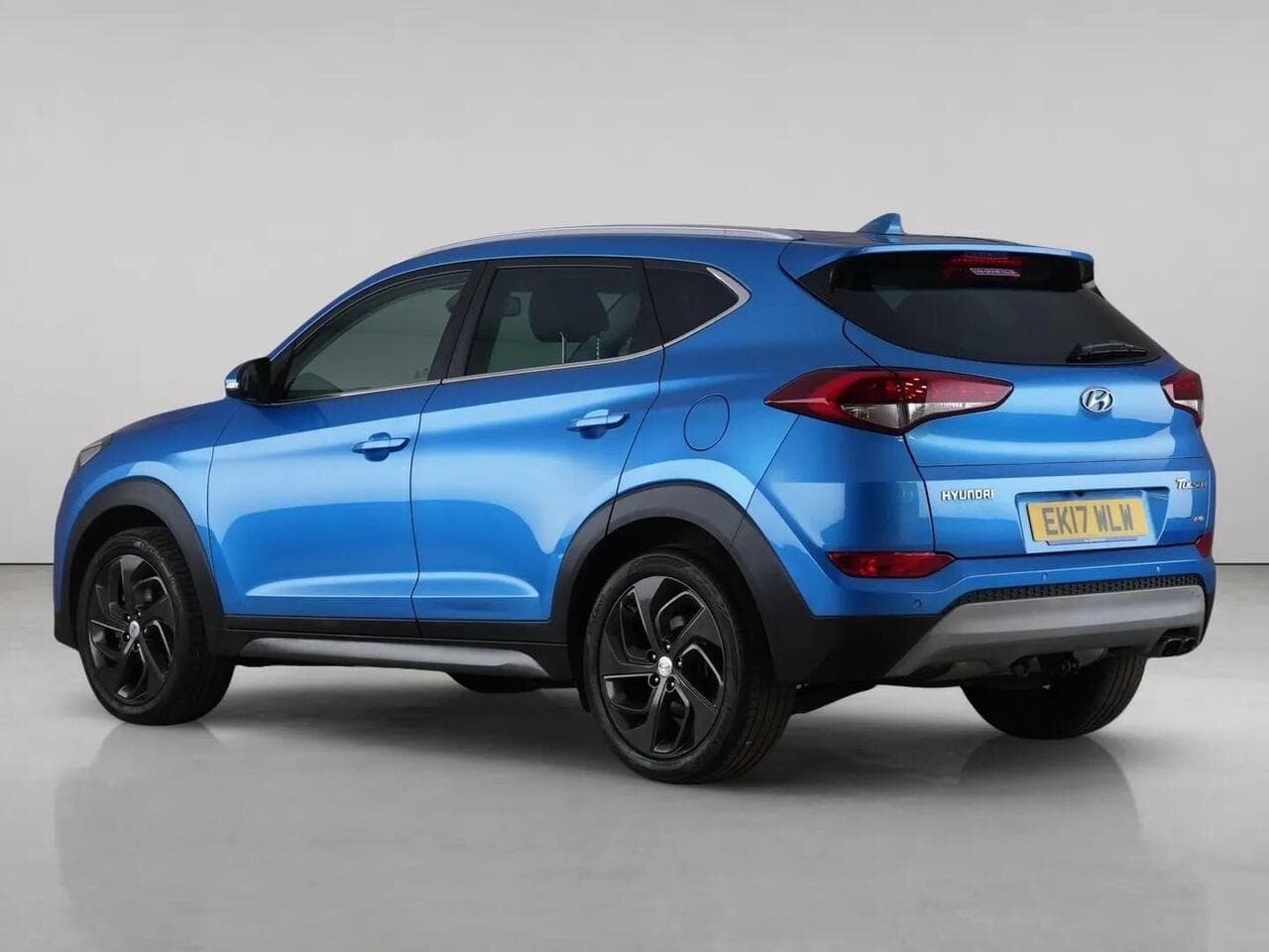 Hyundai TUCSON thumbnail Rear Left