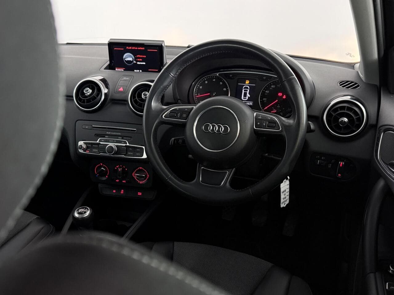 Audi A1 thumbnail Steering Wheel