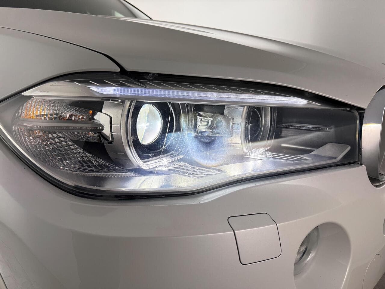 BMW X5 thumbnail Lights Front
