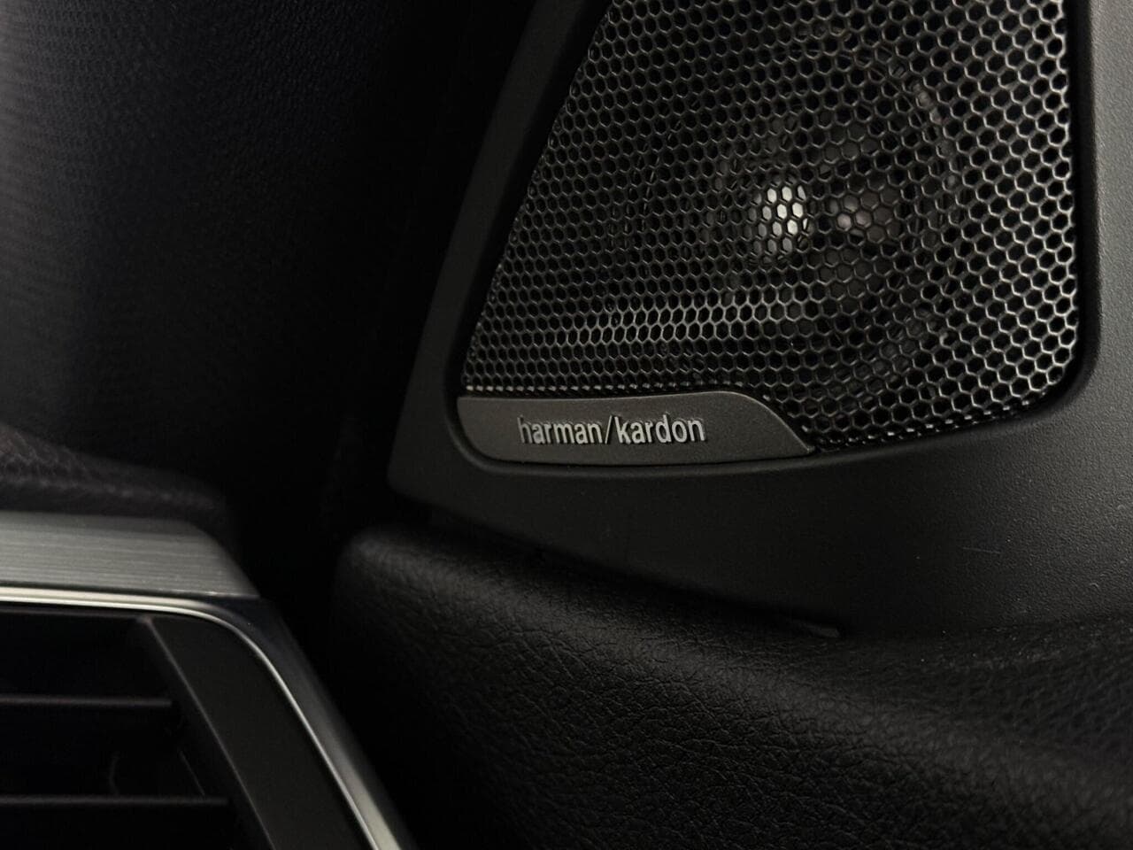 BMW 4 Series Gran Coupe thumbnail Misc Controls