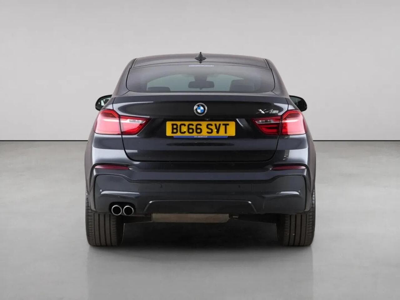 BMW X4 thumbnail Rear