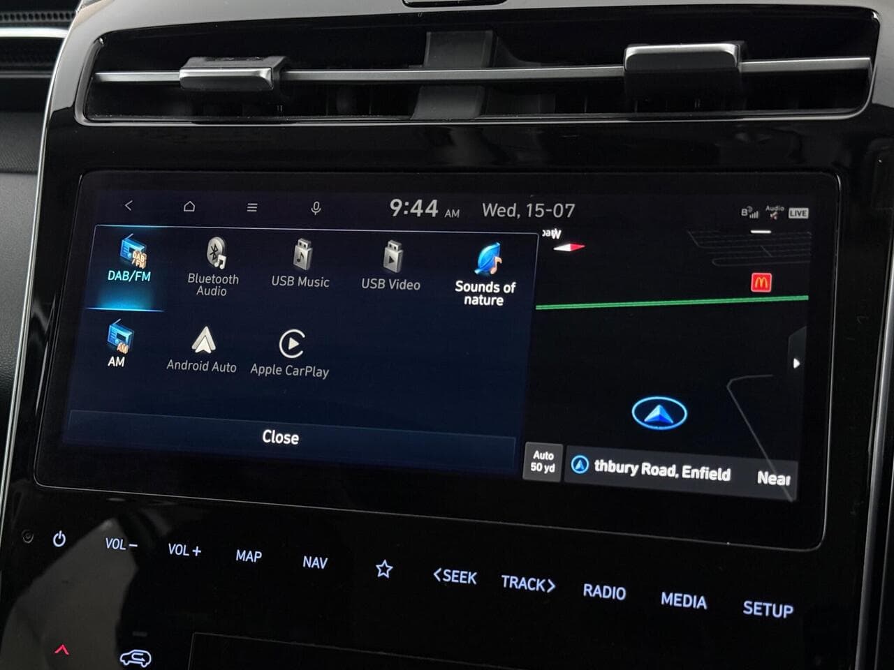 Hyundai TUCSON thumbnail Infotainment System