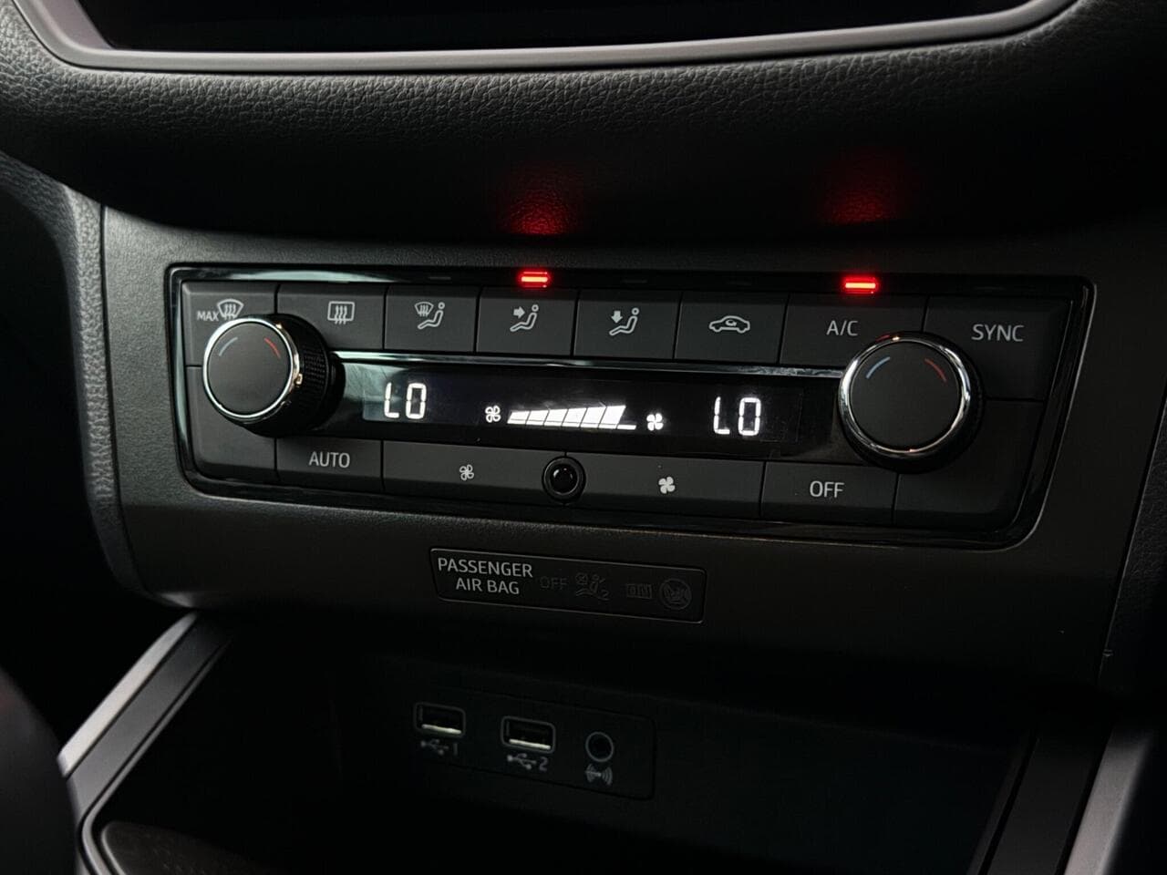 SEAT Arona thumbnail Misc Controls