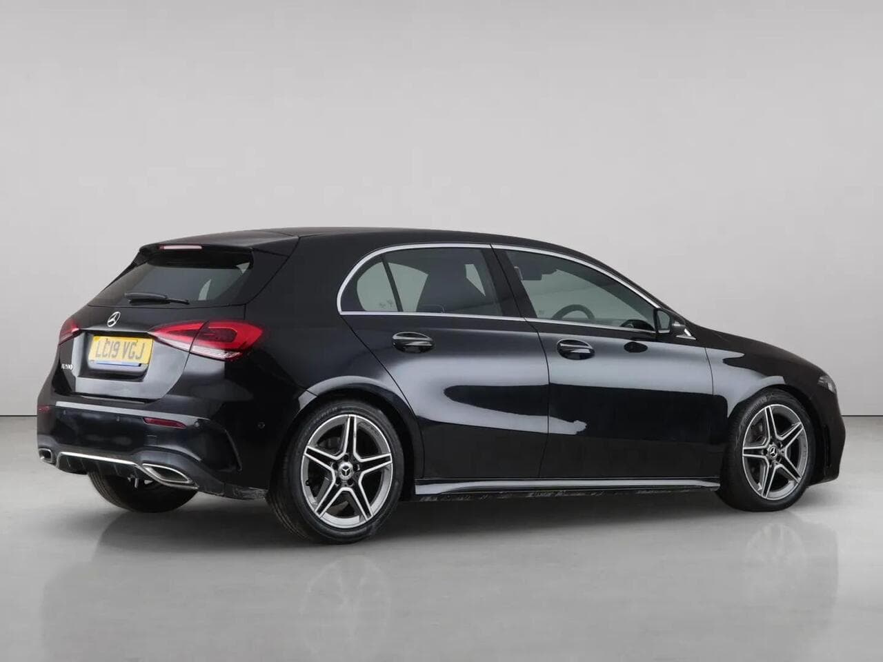 Mercedes-Benz A Class thumbnail Side Right