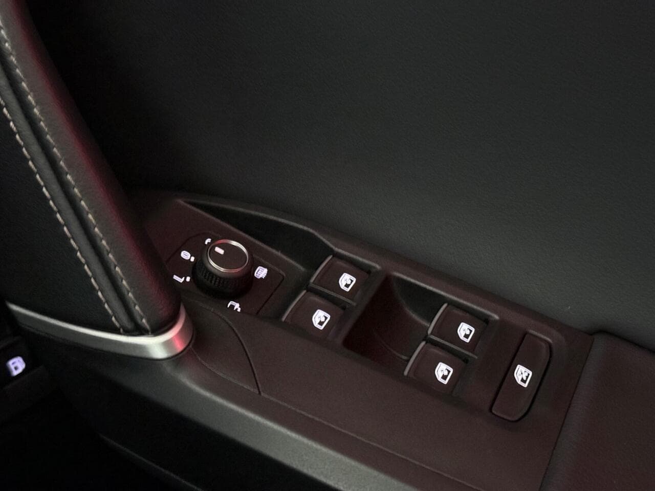 SEAT Leon thumbnail Misc Controls