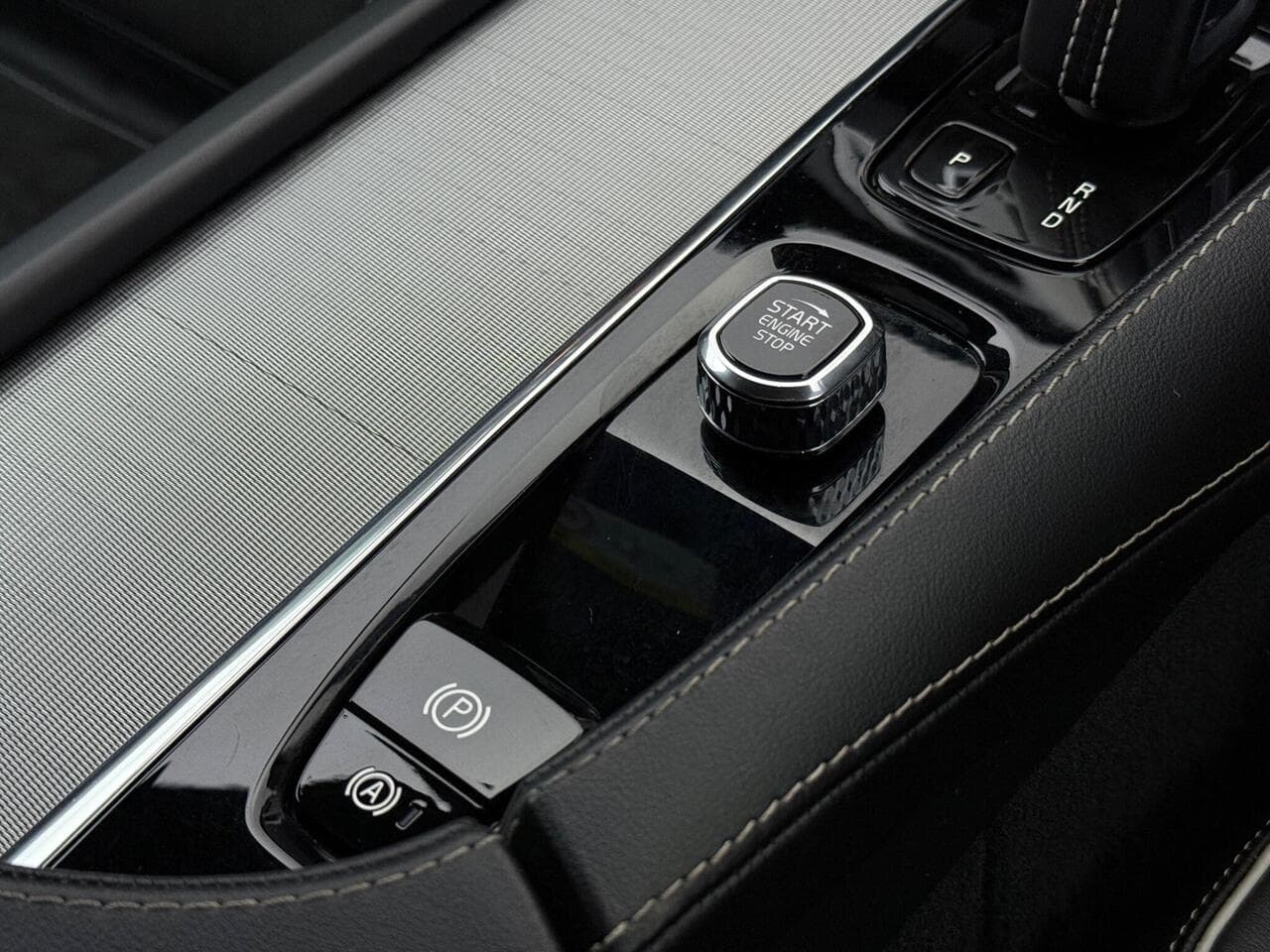 Volvo XC90 thumbnail Interior Front
