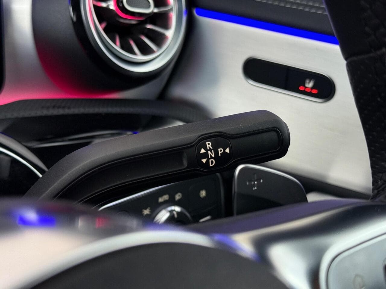 Mercedes-Benz CLA thumbnail Misc Controls