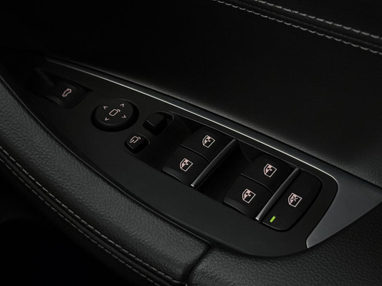 BMW X3 thumbnail Misc Controls