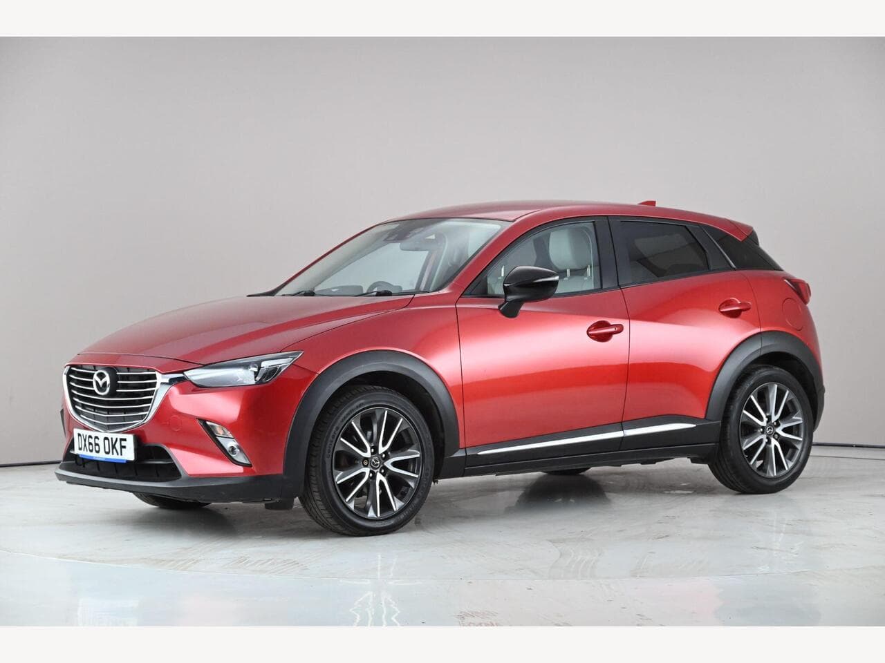 Mazda CX-3 thumbnail Front Left