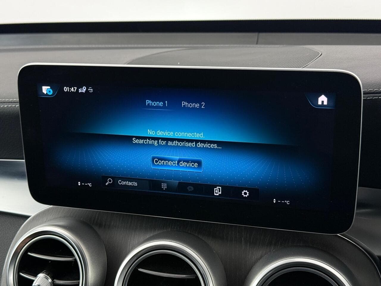 Mercedes-Benz GLC thumbnail Infotainment System