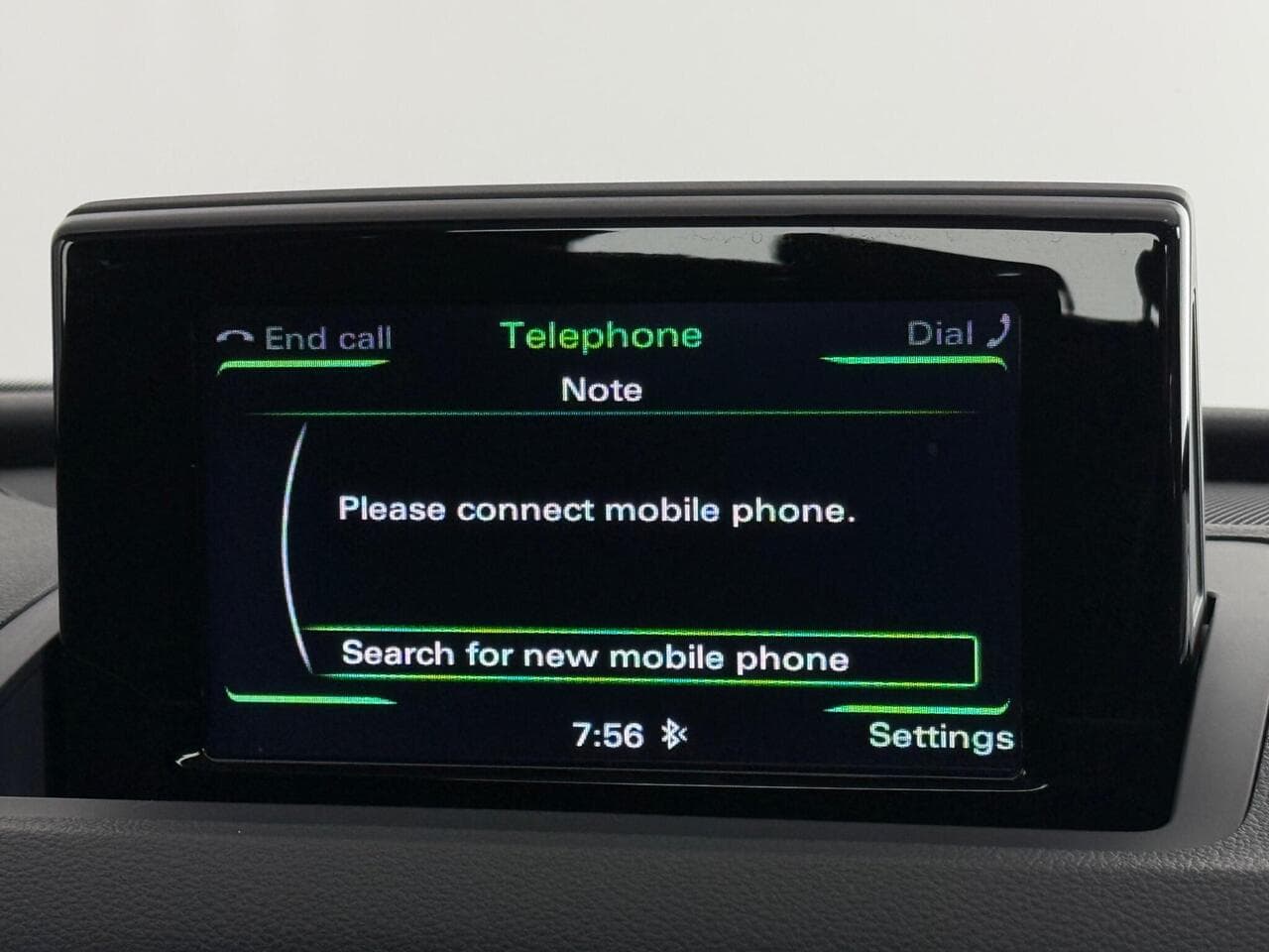 Audi Q3 thumbnail Infotainment System