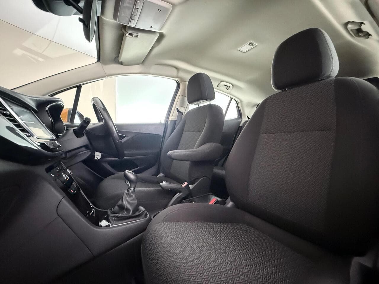 Vauxhall Mokka X thumbnail Seat Front Passenger