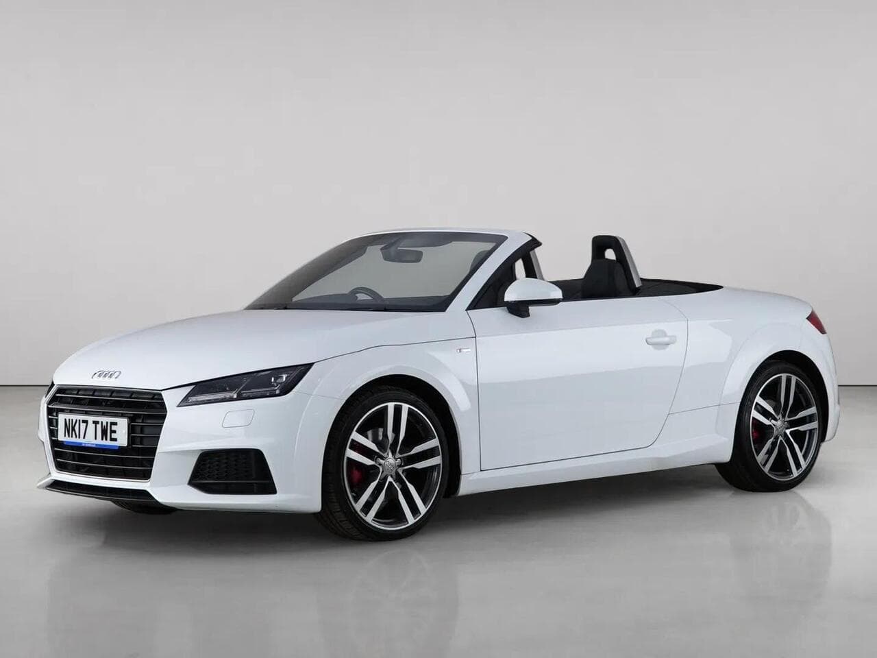 Audi TT thumbnail Front Left