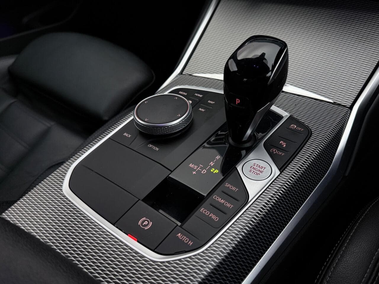 BMW 3 Series thumbnail Interior Front