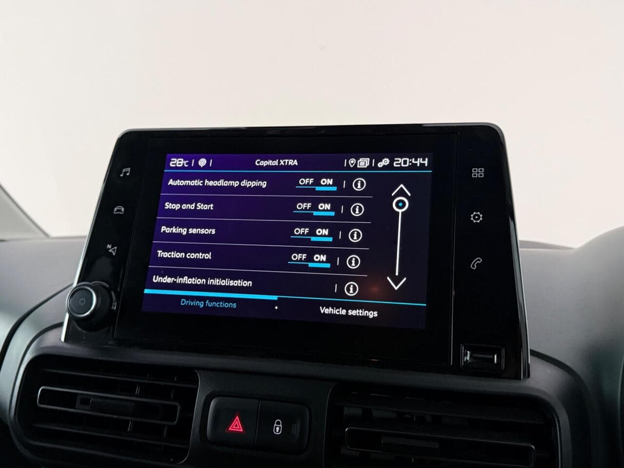 Citroen Berlingo thumbnail Infotainment System