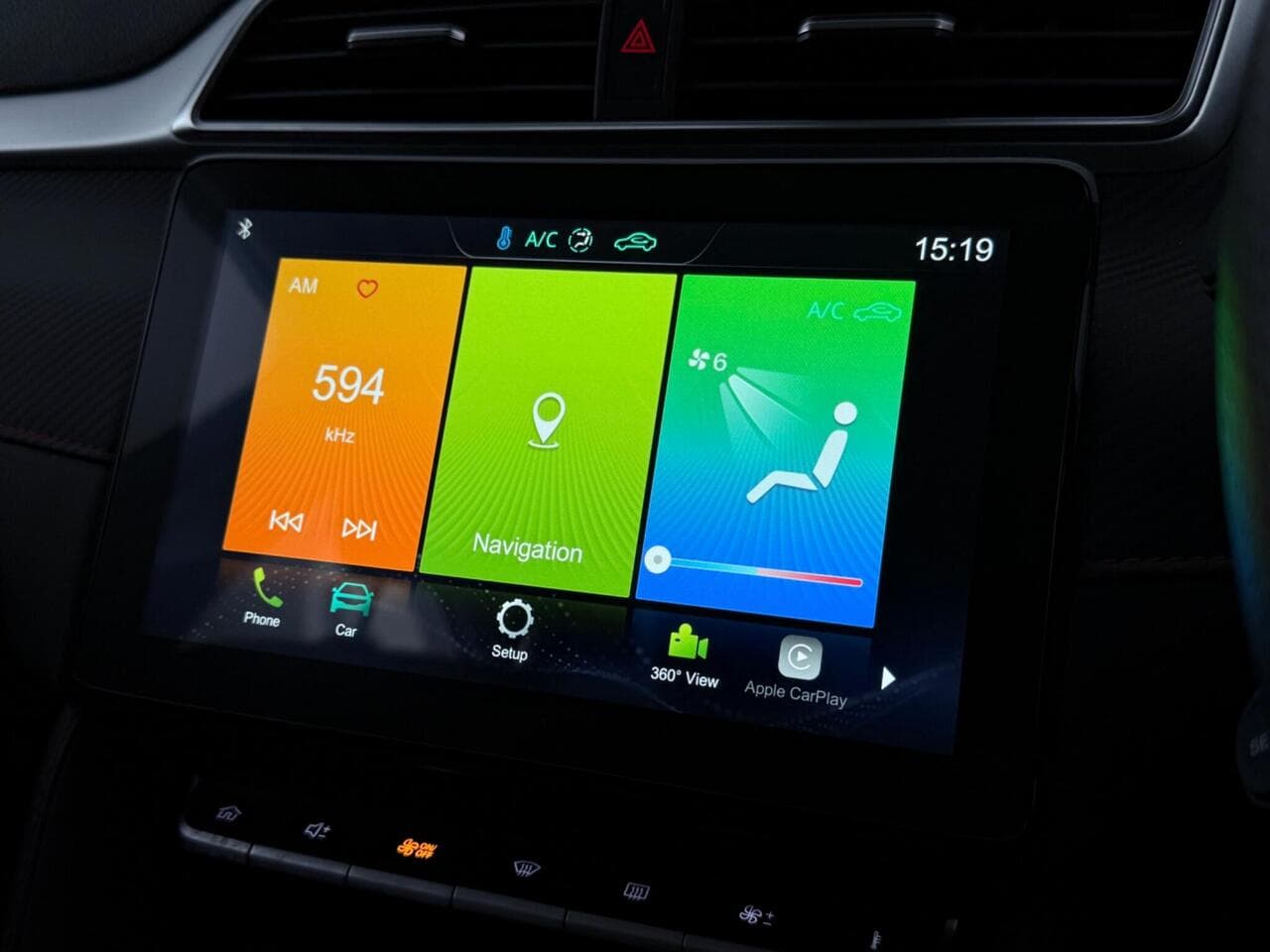 MG MG ZS thumbnail Infotainment System