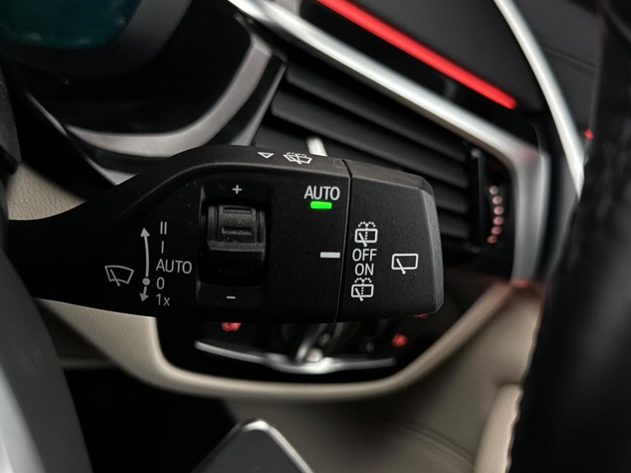 BMW 5 Series thumbnail Misc Controls