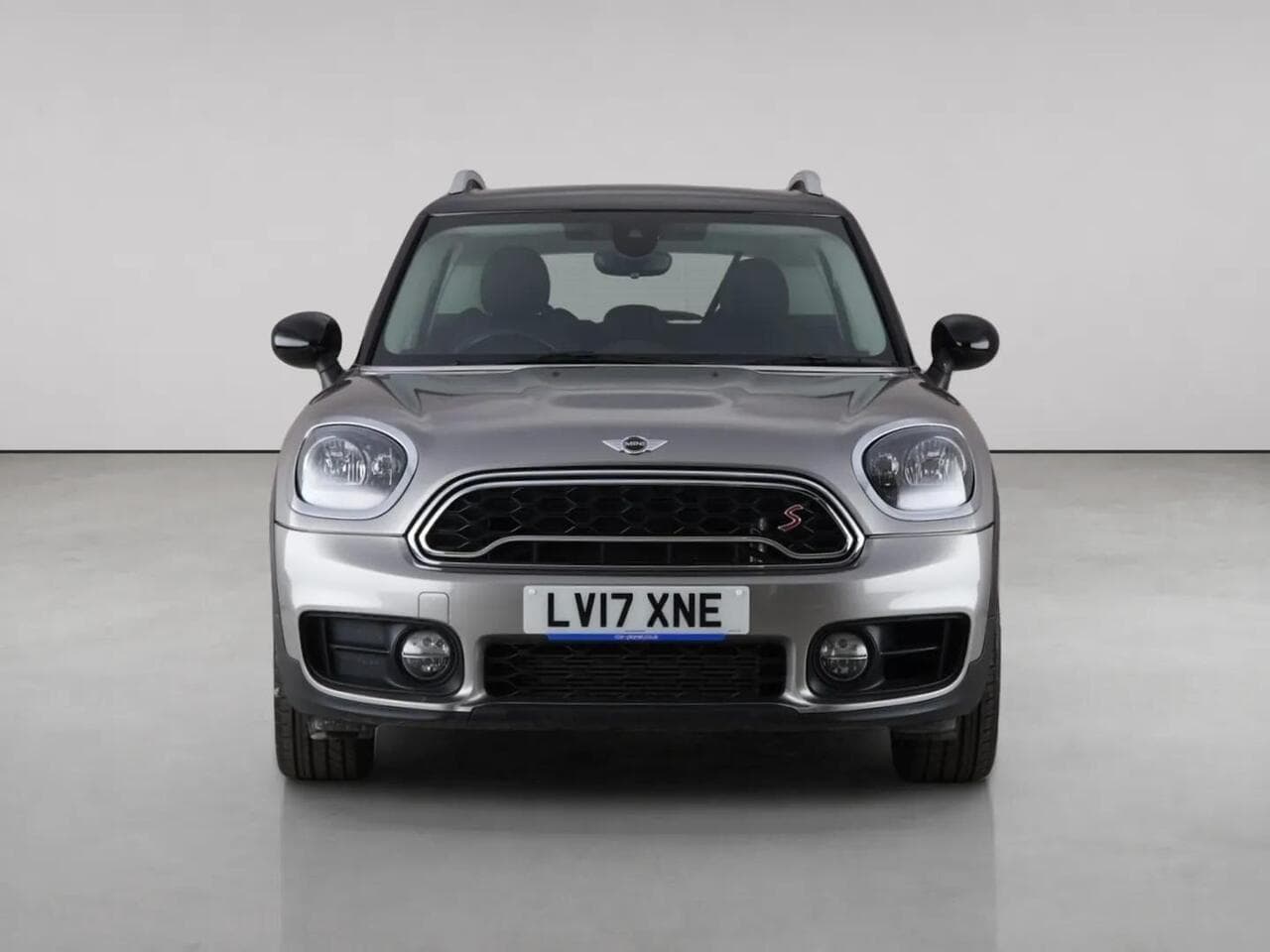 MINI Countryman thumbnail Front