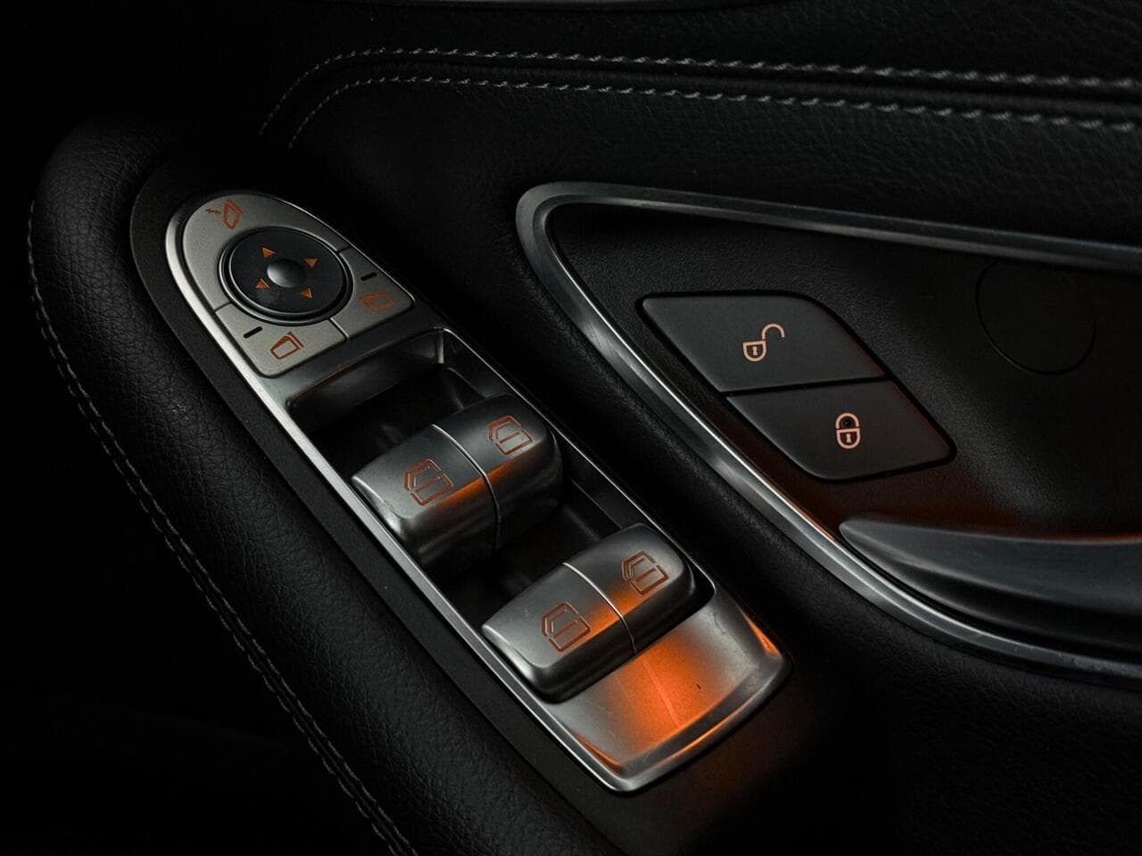 Mercedes-Benz C Class thumbnail Inconclusive