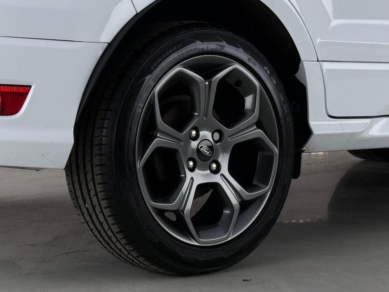 Ford EcoSport thumbnail Wheel