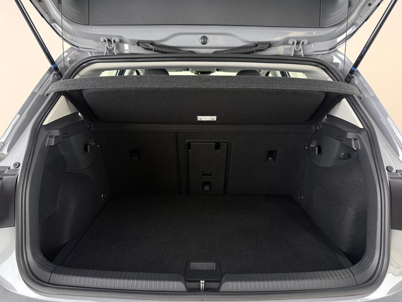 Volkswagen Golf thumbnail Boot