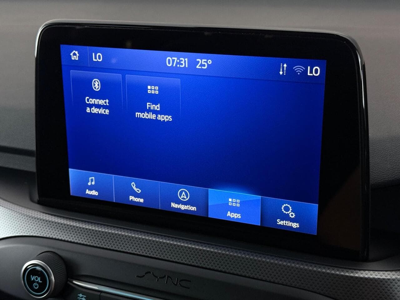 Ford Focus thumbnail Infotainment System