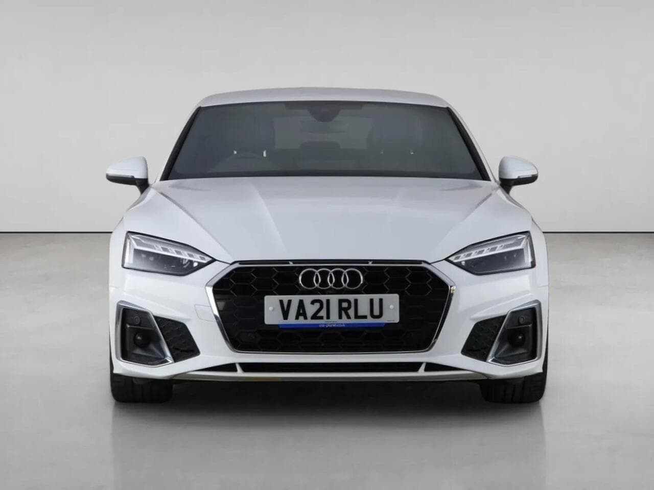 Audi A5 thumbnail Front
