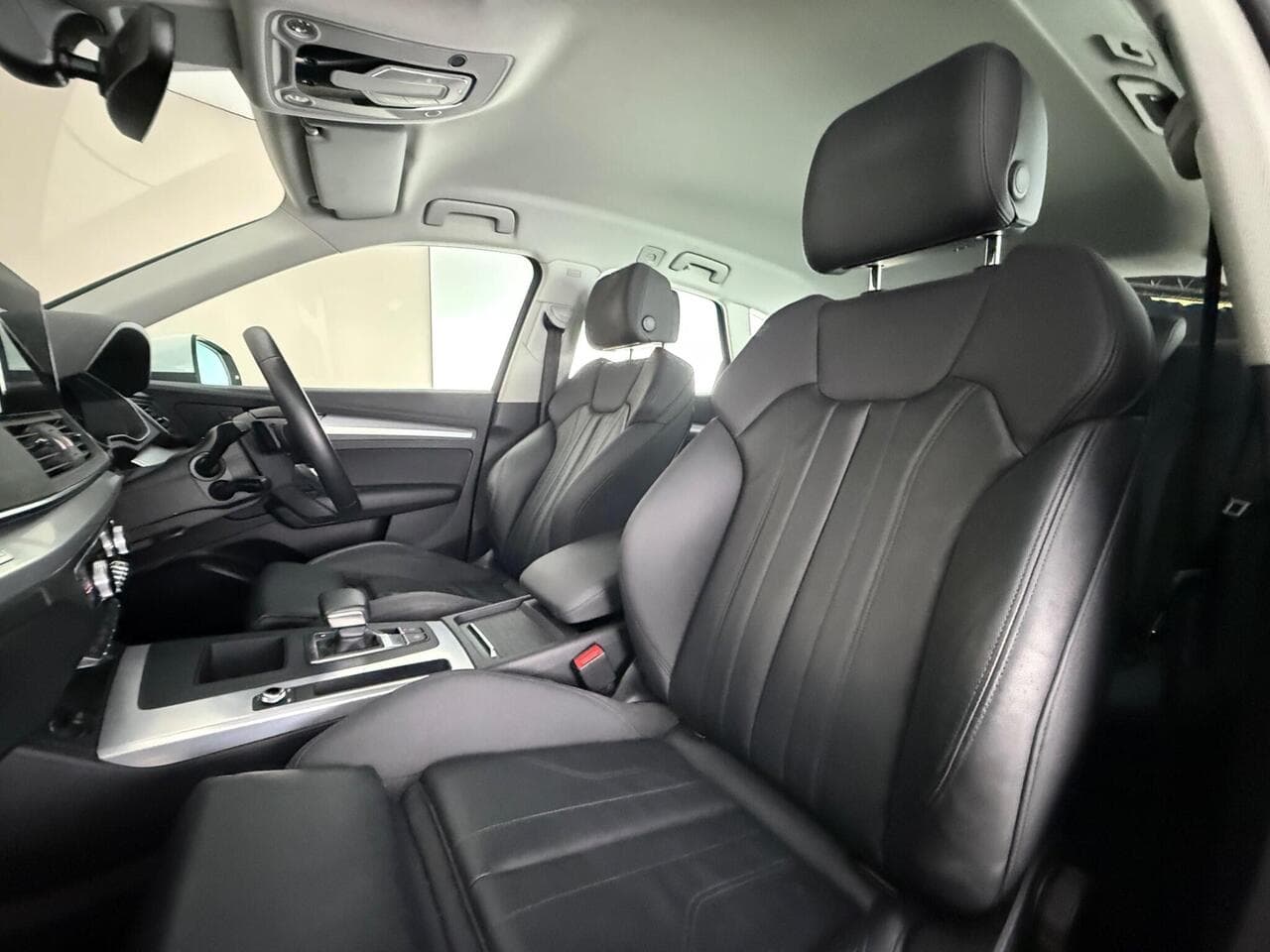 Audi Q5 thumbnail Seat Front Passenger