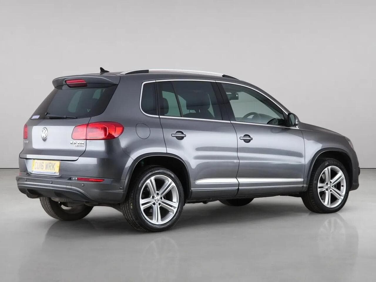 Volkswagen Tiguan thumbnail Inconclusive
