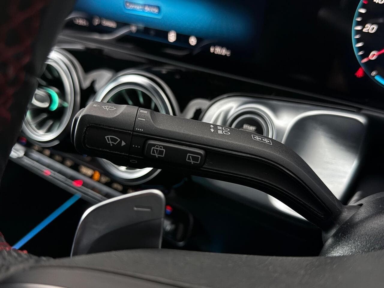 Mercedes-Benz GLB thumbnail Inconclusive