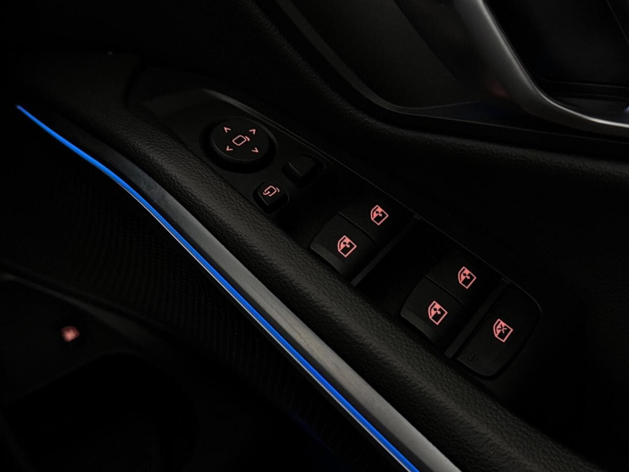 BMW 3 Series thumbnail Misc Controls